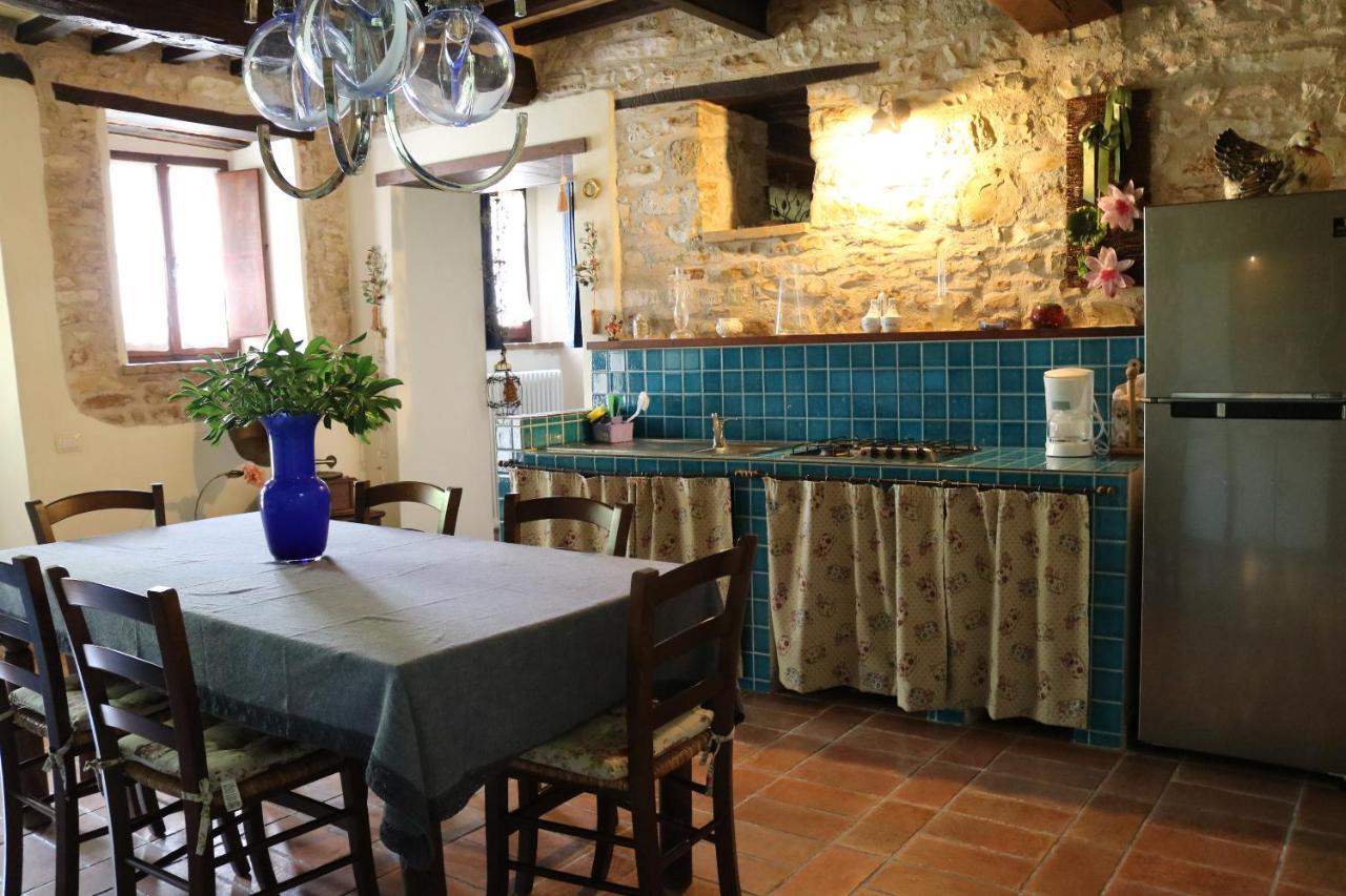 La Collina Dei Ciliegi Apartment Cagli Luaran gambar